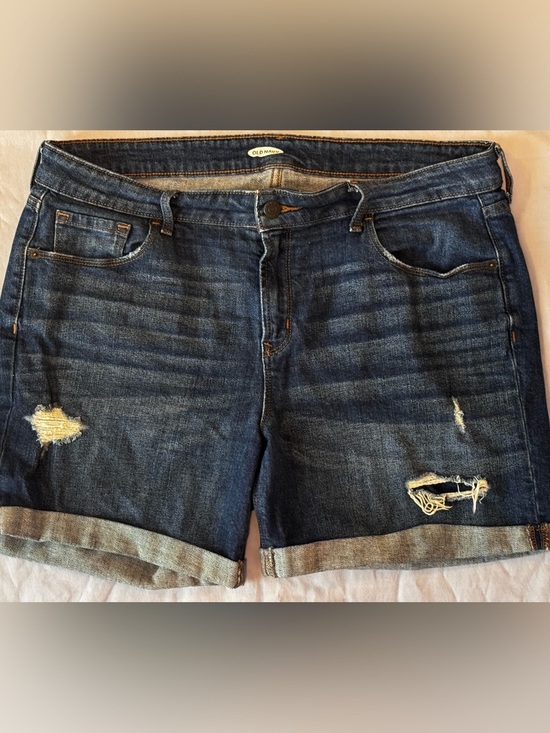 Old Navy Pants - Old Navy Distressed Boyfriend Denim Shorts Size 12 Cuffed Dark Wash